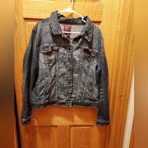 Torrid Denim Size 2 (2X/XXL) Jean Jacket Dark blue long sleeve